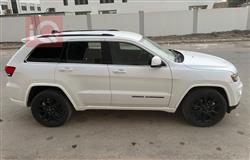 جیپ گراند شیرۆکی